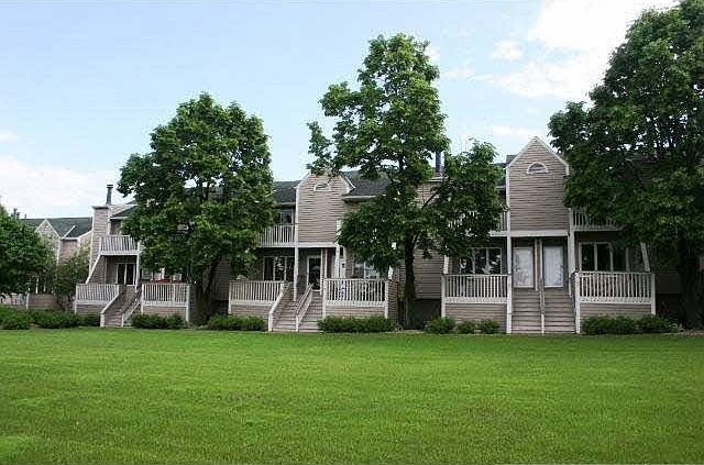 1st image of 1595 W Wayzata Boulevard