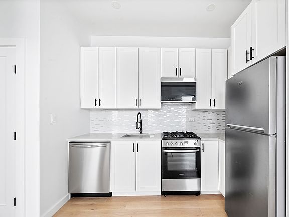 5th image of 50-23 45th St #3N