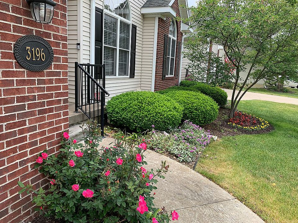 2nd image of 3196 Ivy Ln