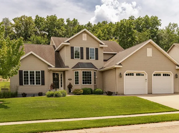 2944 Mayowood Common Cir SW, Rochester, MN 55902