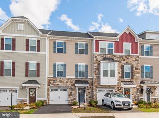 24898 Helms Ter, Aldie, VA 20105