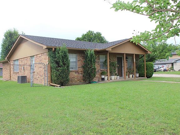 4th image of 1601 Bogarte Dr