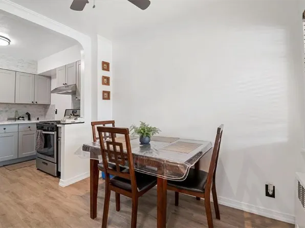 1650 East 55th Street image 15 of 25