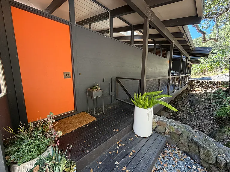 12 Stanton Way — Photo 28