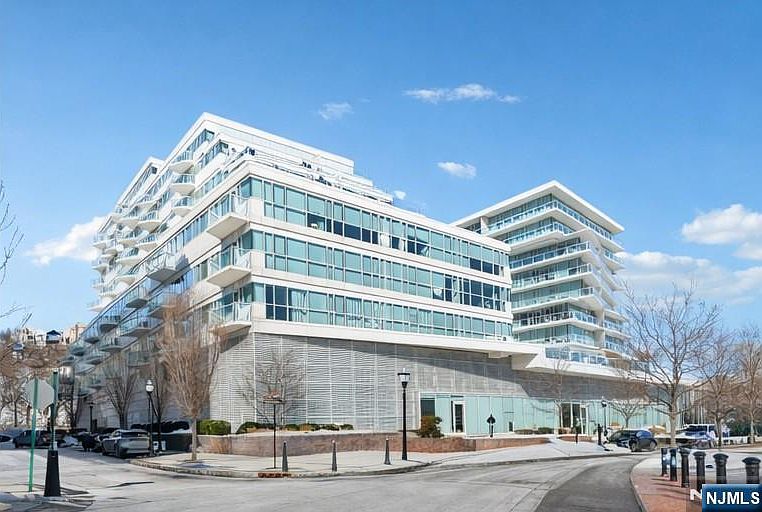 1st image of 800 Avenue At Port Imperial Blvd #416