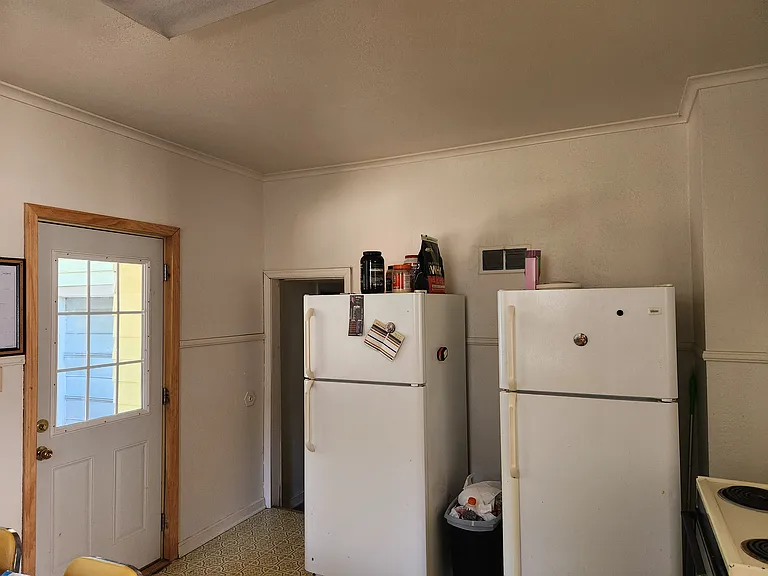 1233 S Dewey St — Photo 10