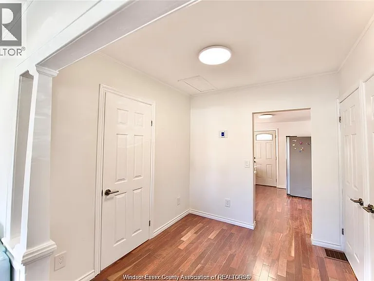 1636 Cadillac St — Photo 15