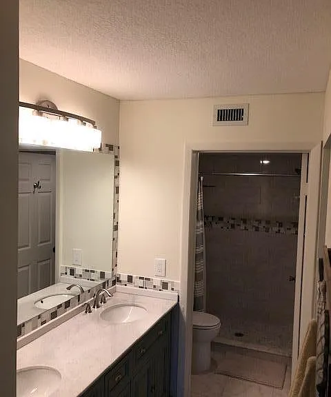 901 Pinecrest Cir #B — Photo 8