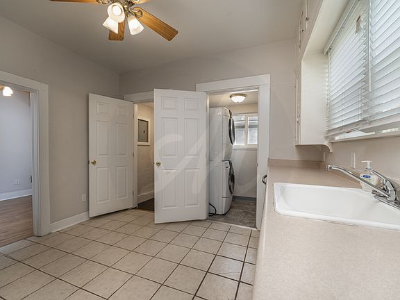 22nd St- Kitchen_06212022