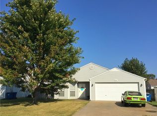 1204 Lo Mar St, Bentonville, AR 72712