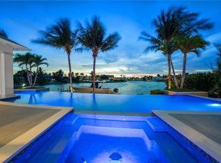 1779 Crayton Rd, Naples, FL 34102