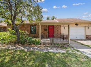 304 SE 4th St, Pryor, OK 74361