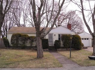 65 Maribeth Dr, Johnston, RI 02919