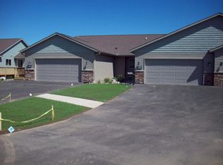 5913 Rooney Dr #5913, Eau Claire, WI 54701