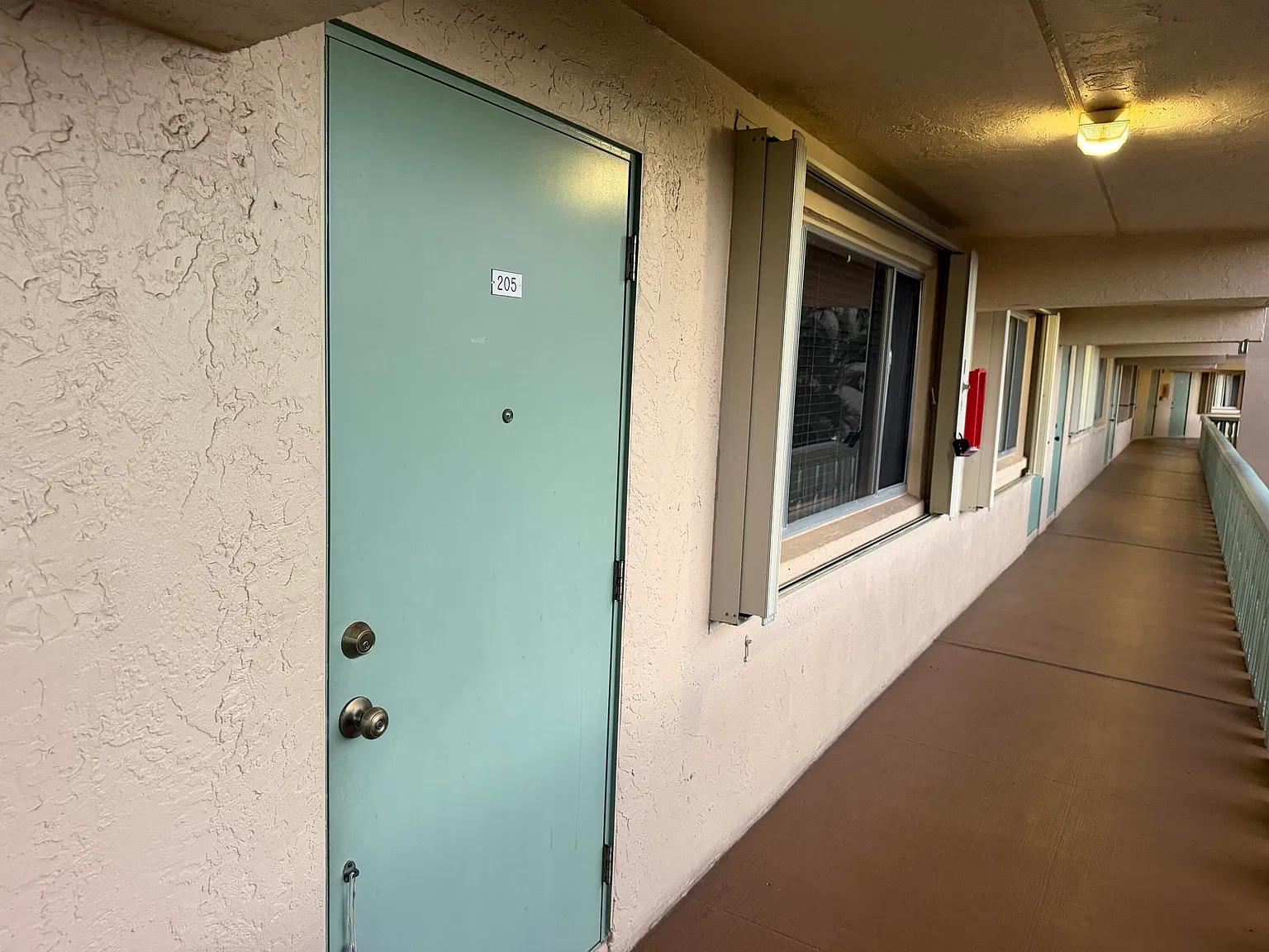 2 bed, 1.5 bath, 836 sqft, $1,700 — Photo 3