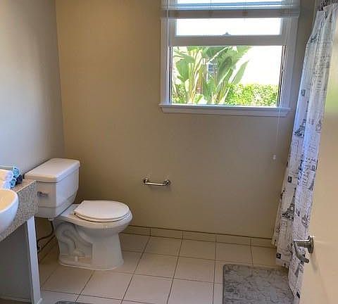 3rd image of 1088 Elkgrove Ave #1