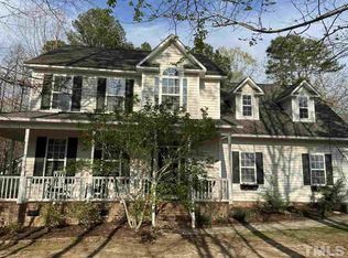 101 Cottonwood Cir, Clayton, NC 27527