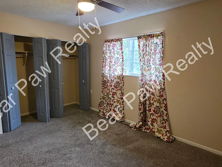 279 Reed Ave — Photo 14
