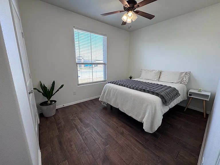 1710 Wrigley Dr — Photo 10
