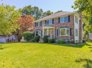 7 Allison Dr, Burlington, MA 01803