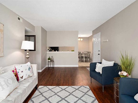 5th image of 3129 Edwards Pl APT 101