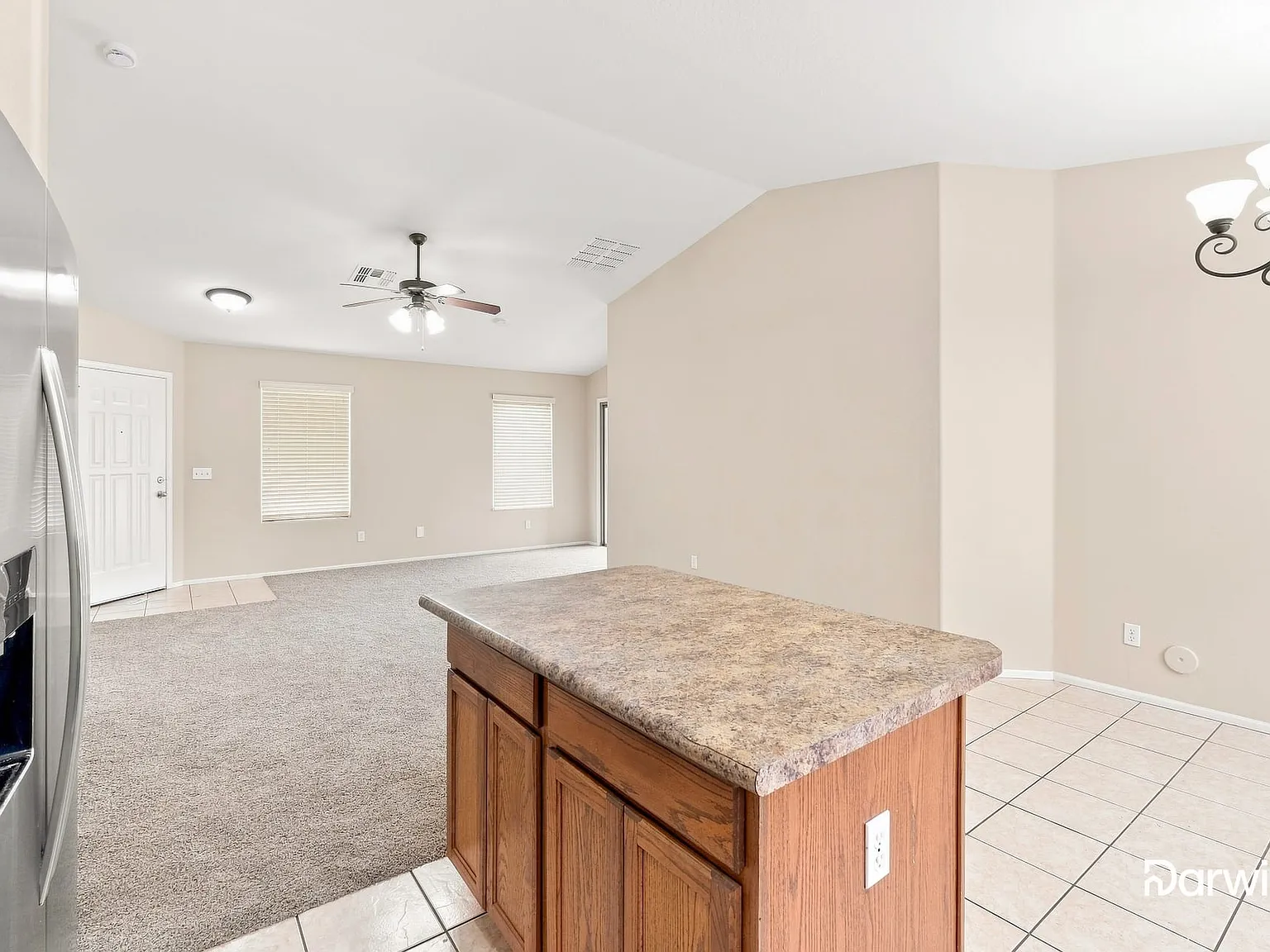 4 bed, 2.0 bath, 1454 sqft, $1,790 — Photo 3