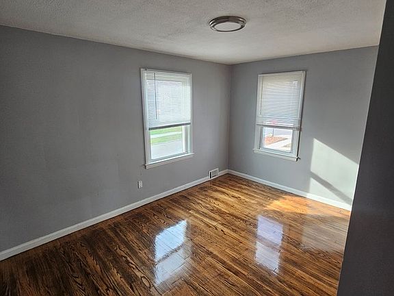 4th image of 4196 Buckingham Elite Ave