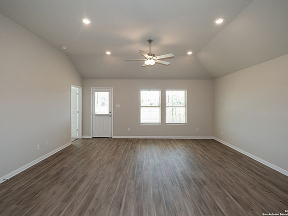 5th image of 4354 Southton Woods