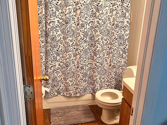 4th image of 3419 Temple St APT A