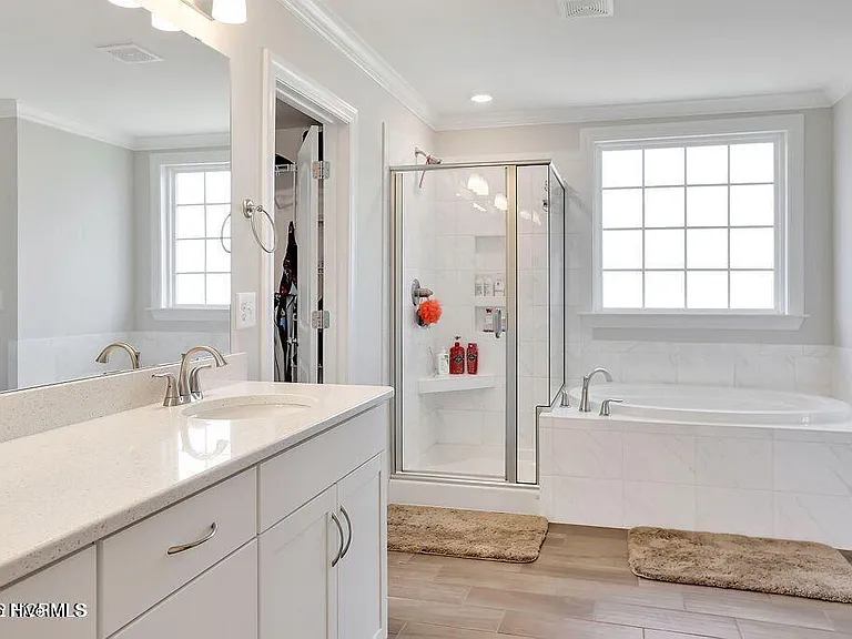 36 Milano Ct — Photo 17