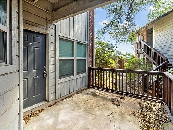 3rd image of 430 Lindsey St APT C2