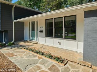 3035 Holmes Run Rd, Falls Church, VA 22042