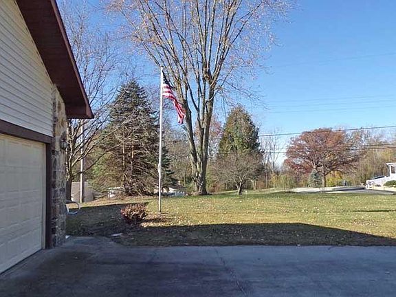 4th image of 1717 E Heather Ln