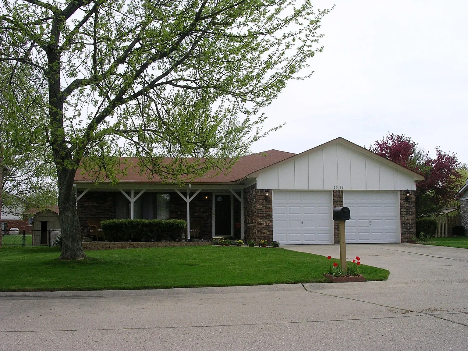 5513 Whirlaway Cir photo 1