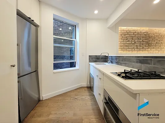 Rented by FirstService Realty (legacy) | media 17