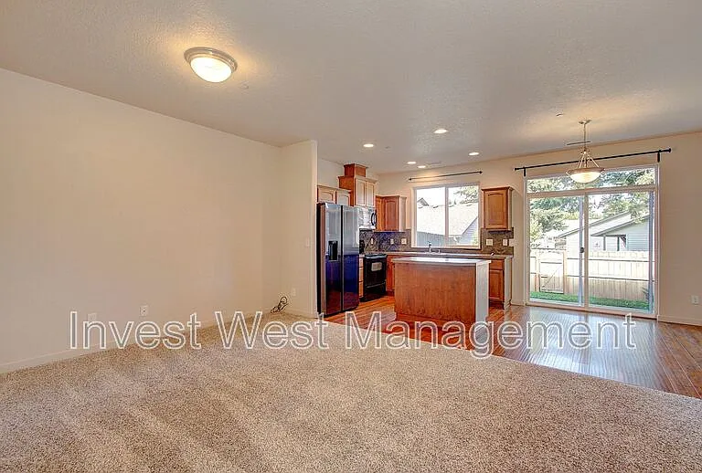 5215 NE 83rd Pl — Photo 7