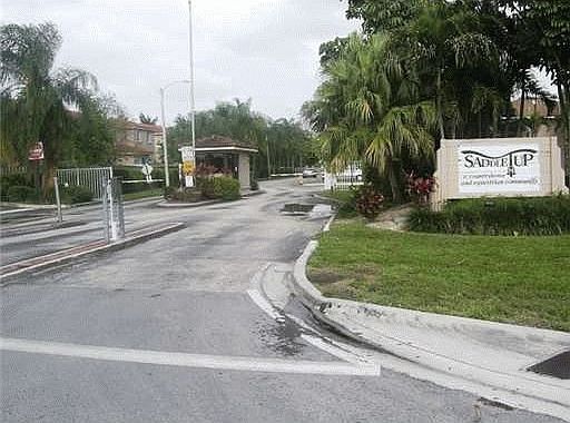 1st image of 5006 S University Dr