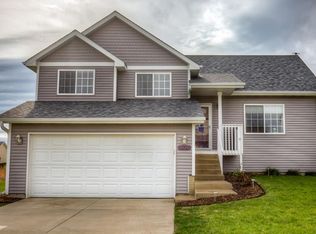 804 SE 12th St, Grimes, IA 50111