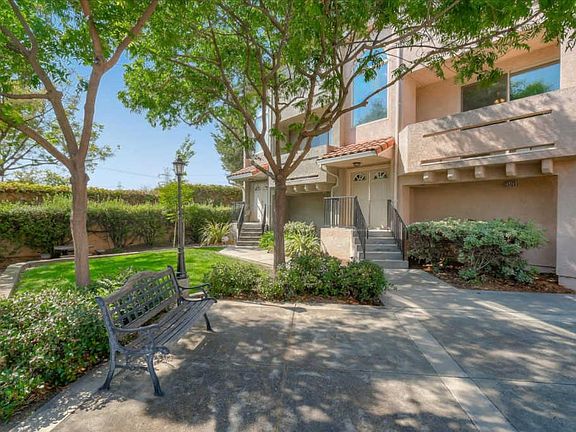 3rd image of 25123 Angelina Ln