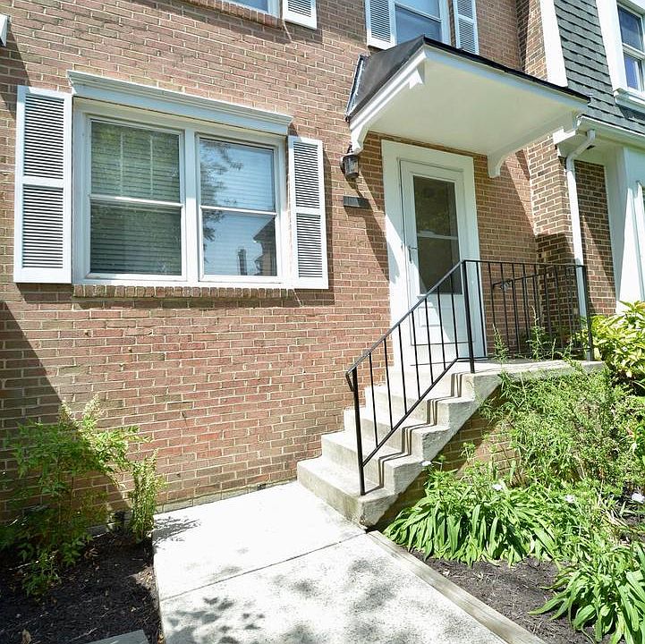 1st image of 1340 Chetworth Ct