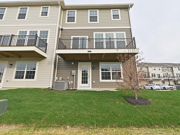 3rd image of 7079 Adalene Ln