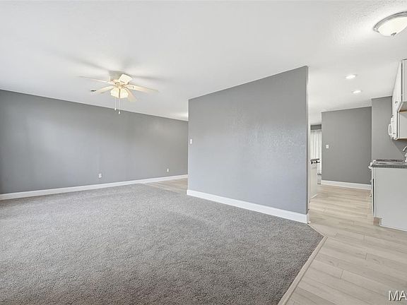 2nd image of 724 Caspian Ln