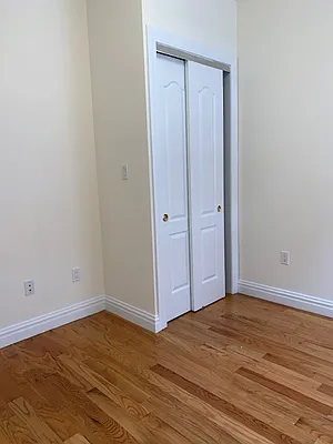 Rented by Chartwell Manhattan Realty | media 4