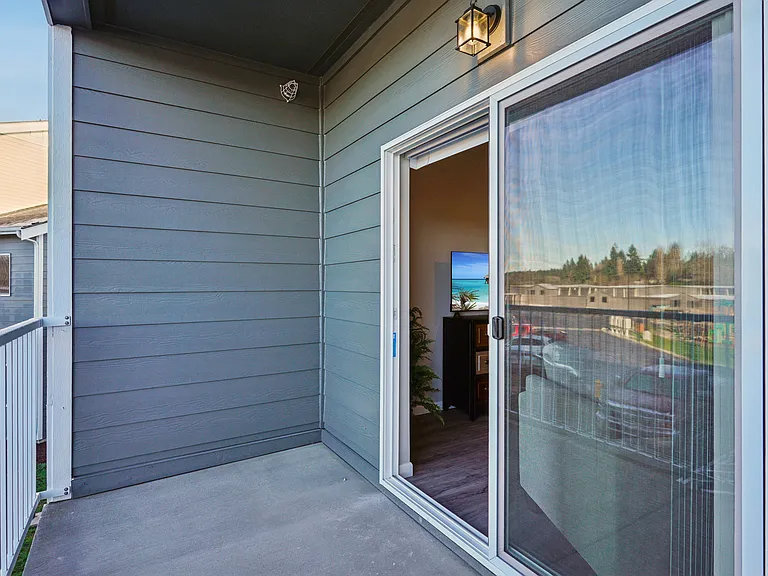 Tahoma Terrace Apartments — Photo 72