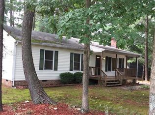 104 Five Oaks Ln, Ashland, VA 23005