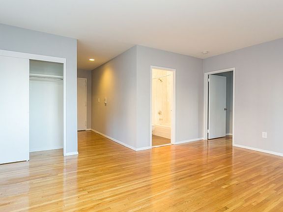 4th image of 341 E 62nd St APT 1A