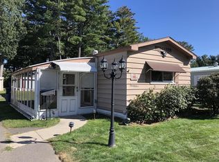 21 3rd Ave, Westfield, MA 01085