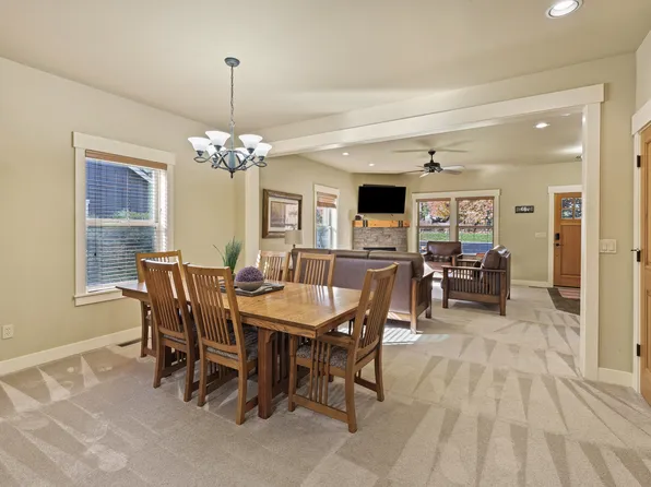 61454 Linton Loop, Bend, OR 97702