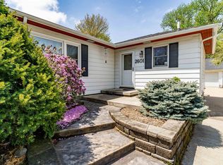 2601 Victory Dr, Cedar Falls, IA 50613