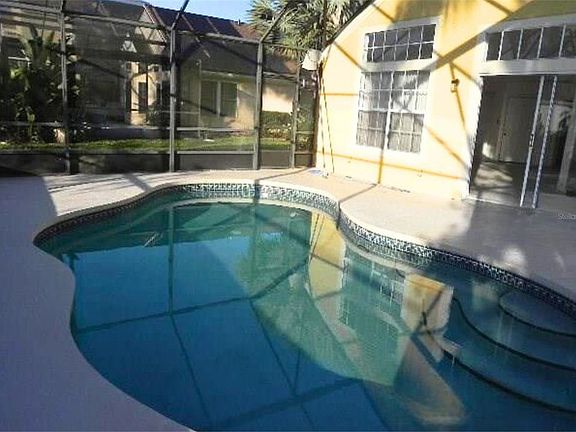 4th image of 2565 Davenport Cir #2565